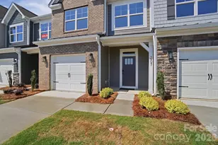 207 Viburnum Rd, Waxhaw, NC 28173 - Photo 2