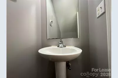 206 W 15th Street #8, Newton, NC 28658 - Photo 4