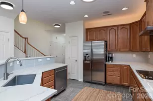 438 Magnolia St, Davidson, NC 28036 - Photo 8