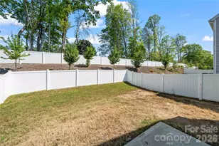 2121 Allium Dr, Charlotte, NC 28216 - Photo 28