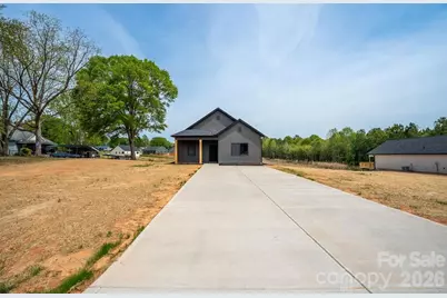 1226 Burris Boulevard, Lincolnton, NC 28092 - Photo 1