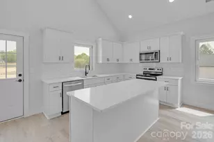 1226 Burris Blvd, Lincolnton, NC 28092 - Photo 8