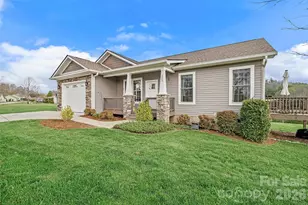 223 River Breeze Ln, Etowah, NC 28729 - Photo 18