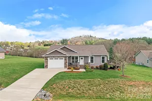 223 River Breeze Ln, Etowah, NC 28729 - Photo 26