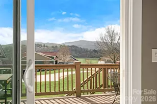 223 River Breeze Ln, Etowah, NC 28729 - Photo 6