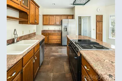 39 Eastmoor Drive, Asheville, NC 28805 - Photo 10