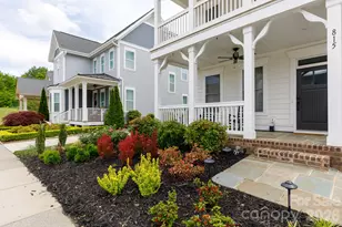 815 Bluff Loop Rd, Rock Hill, SC 29730 - Photo 2
