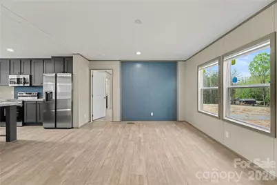 154 Silhouette Lane, Statesville, NC 28625 - Photo 4