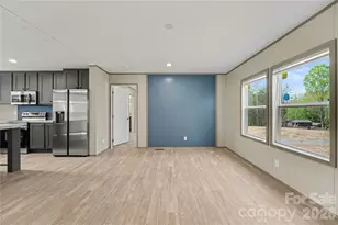 154 Silhouette Ln, Statesville, NC 28625 - Photo 4