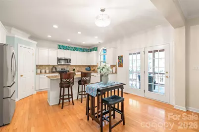 10512 Kilchurn Court, Charlotte, NC 28277 - Photo 6