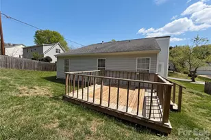 12525 Panthersville Dr, Charlotte, NC 28269 - Photo 12