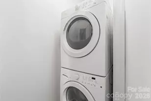 333 W Trade St, Charlotte, NC 28202 - Photo 30