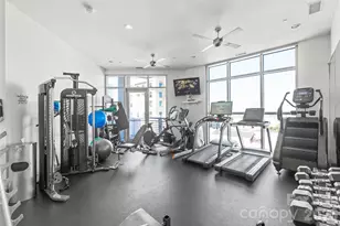 333 W Trade St, Charlotte, NC 28202 - Photo 34