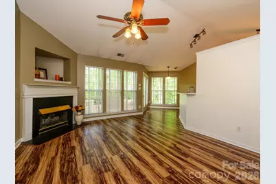 9005 Shenington Place, Charlotte, NC 28216 - Photo 10