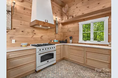 4546 Pine Log Road, Brasstown, NC 28902 - Photo 6