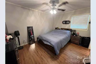 503 N Mauney Avenue, Stanley, NC 28164 - Photo 6