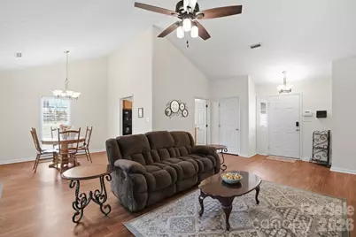 1539 Bear Mountain Road, Charlotte, NC 28214 - Photo 4