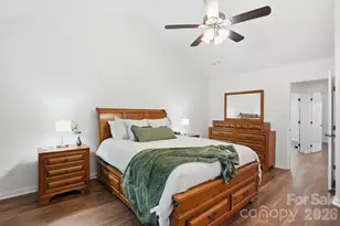 1539 Bear Mountain Rd, Charlotte, NC 28214 - Photo 12