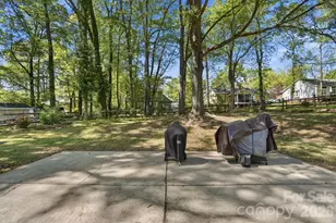 1539 Bear Mountain Rd, Charlotte, NC 28214 - Photo 20