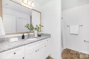 2807 17 St Ct NE, Hickory, NC 28601 - Photo 16