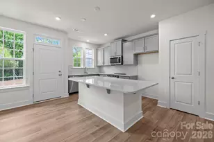 2930 Clyde Dr, Charlotte, NC 28208 - Photo 4