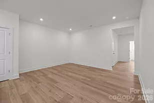 2930 Clyde Dr, Charlotte, NC 28208 - Photo 10