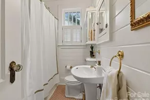 204 S Laurel Ave, Charlotte, NC 28207 - Photo 20