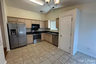 105 Brookstone Dr, Mount Holly, NC 28120 - Photo 4