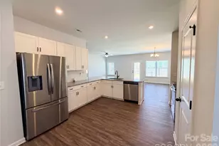 414 Buford Wy, Mount Holly, NC 28120 - Photo 2