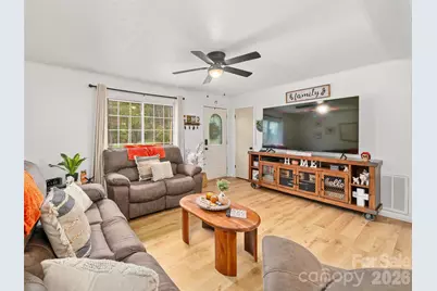 1030 Hughes Gap Road, Bakersville, NC 28705 - Photo 4