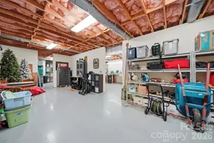 401 Stonecroft Dr, Lenoir, NC 28645 - Photo 26