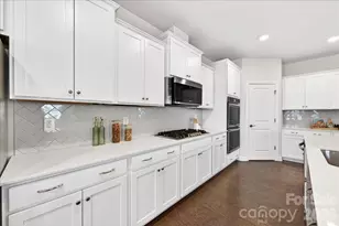 22024 Finworthy Ln, Huntersville, NC 28078 - Photo 14