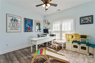 105 E Dundee Ct, Statesville, NC 28625 - Photo 18