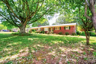 1202 Ridgemont Ave, Shelby, NC 28150 - Photo 2