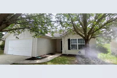 1404 Jordans Pond Lane, Charlotte, NC 28214 - Photo 2