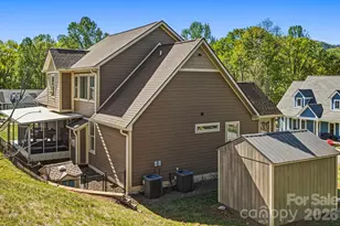 63 Old Spring Dr, Candler, NC 28715 - Photo 8