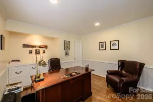 935 19th Ave NW, Hickory, NC 28601 - Photo 18