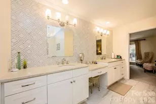 935 19th Ave NW, Hickory, NC 28601 - Photo 34