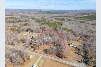 5513 Nc Hwy 700 Highway, Eden, NC 27288 - Photo 16