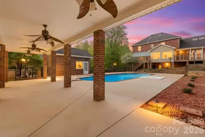 3811 Pinecrest Drive NE, Hickory, NC 28601 - Photo 28