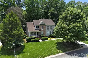 1512 Calvin Hal Rd, Lake Wylie, SC 29710 - Photo 2