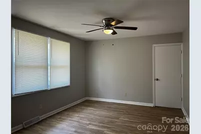 2213 Shamrock Drive, Charlotte, NC 28205 - Photo 2
