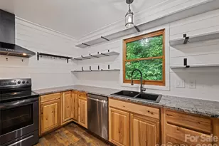 247 Three Springs Dr, Sylva, NC 28779 - Photo 16