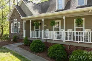 104 Buck Shoals Cir, Hudson, NC 28638 - Photo 6