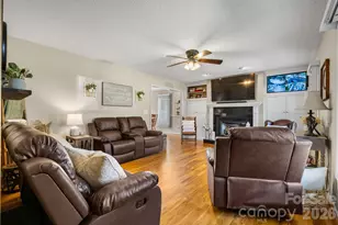 104 Buck Shoals Cir, Hudson, NC 28638 - Photo 8