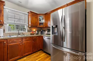 104 Buck Shoals Cir, Hudson, NC 28638 - Photo 12