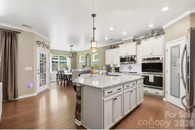 2404 Napa Valley Drive, Waxhaw, NC 28173 - Photo 4