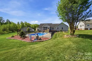 4425 Frank Dellinger Ln, Maiden, NC 28650 - Photo 18