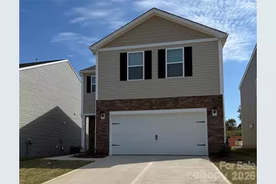 534 13th Avenue Drive NE, Hickory, NC 28601 - Photo 2