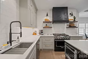 241 N Faulkner Way, Davidson, NC 28036 - Photo 4